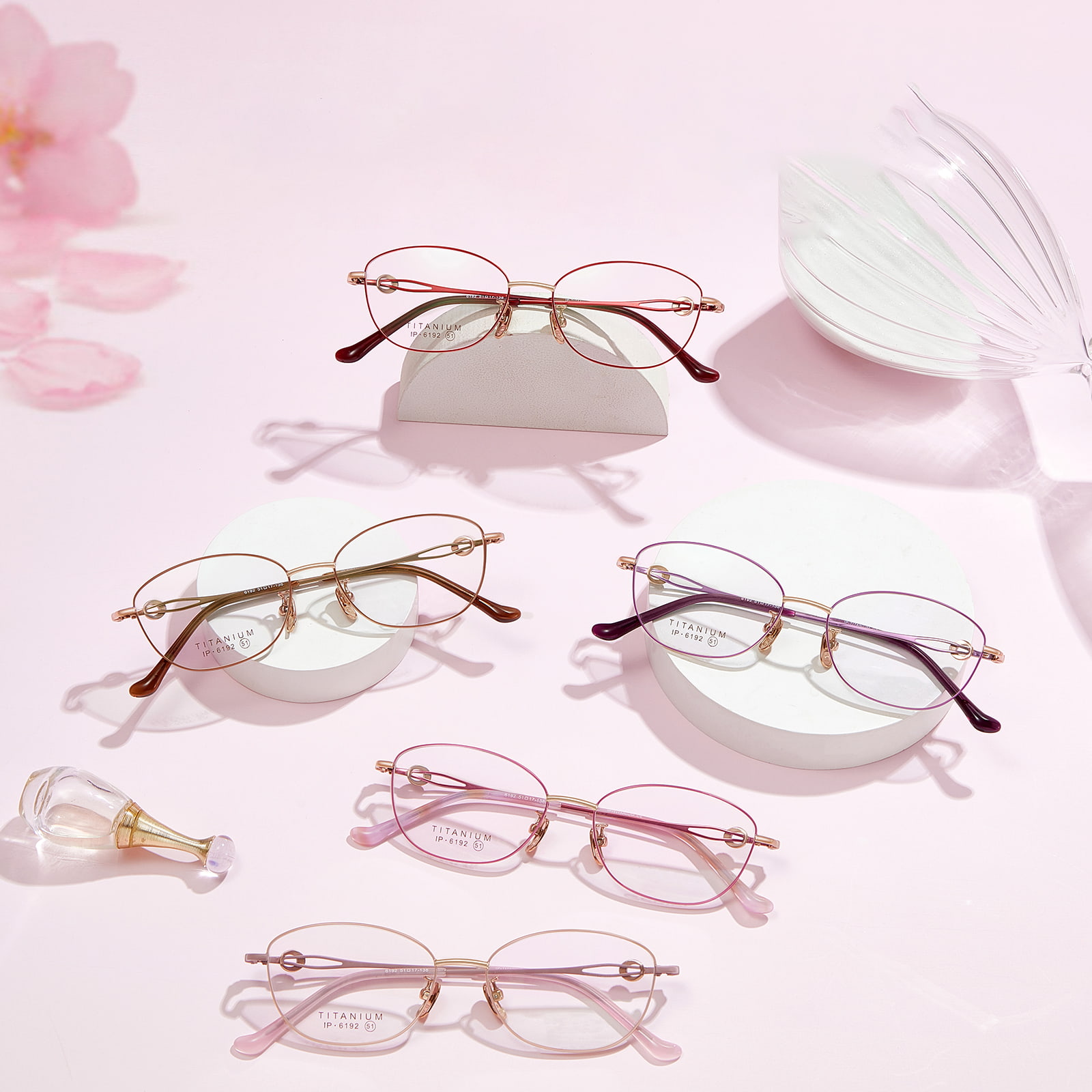 6192 Lunettes en titane pur à diamant fin non déformé à petite monture