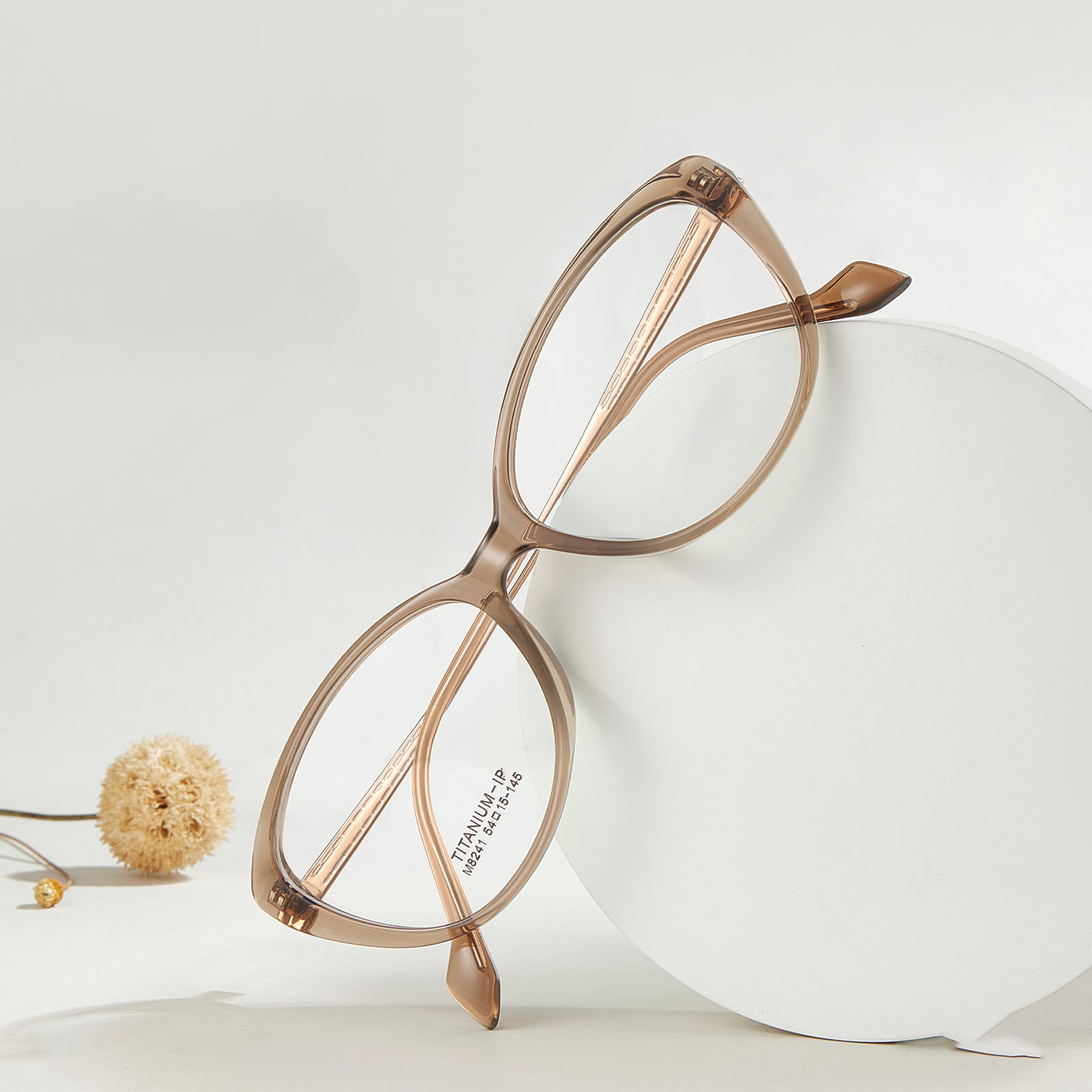 M8241 Jambes pliables en titane gaufré β Lunettes en titane