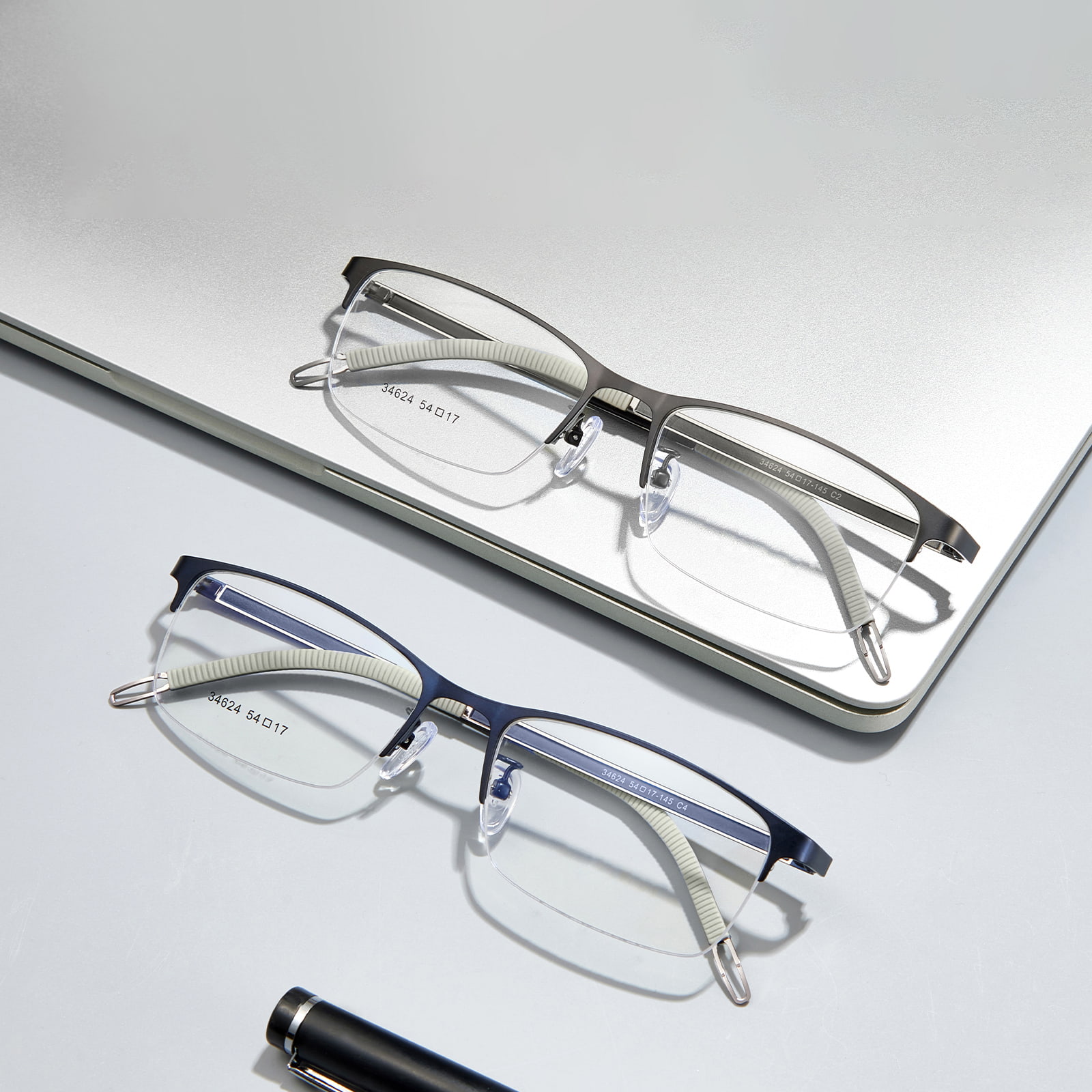 34624 Lunettes auxiliaires de lecture nordiques en alliage