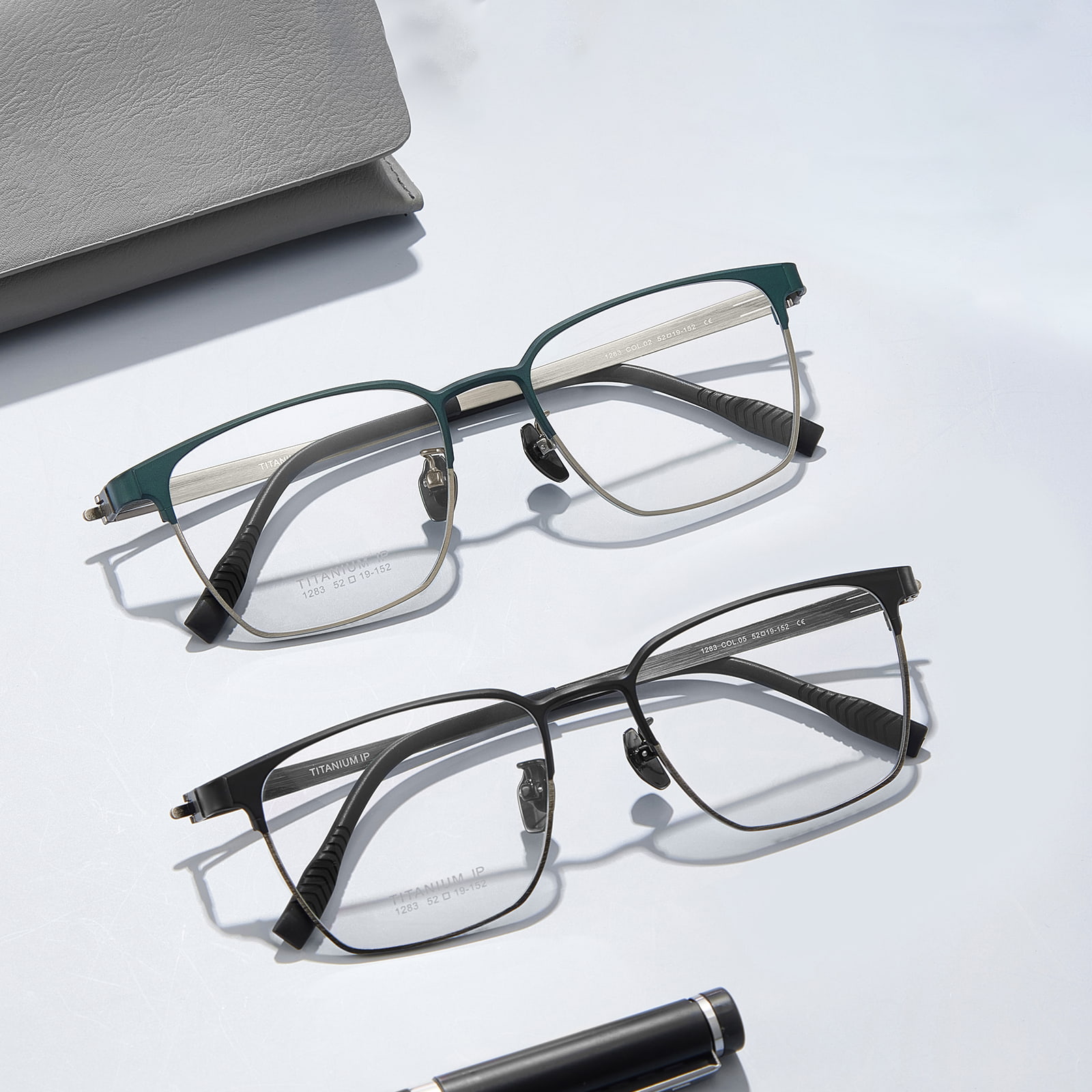 1283 Lunettes bicolores en titane pur sans points de soudure