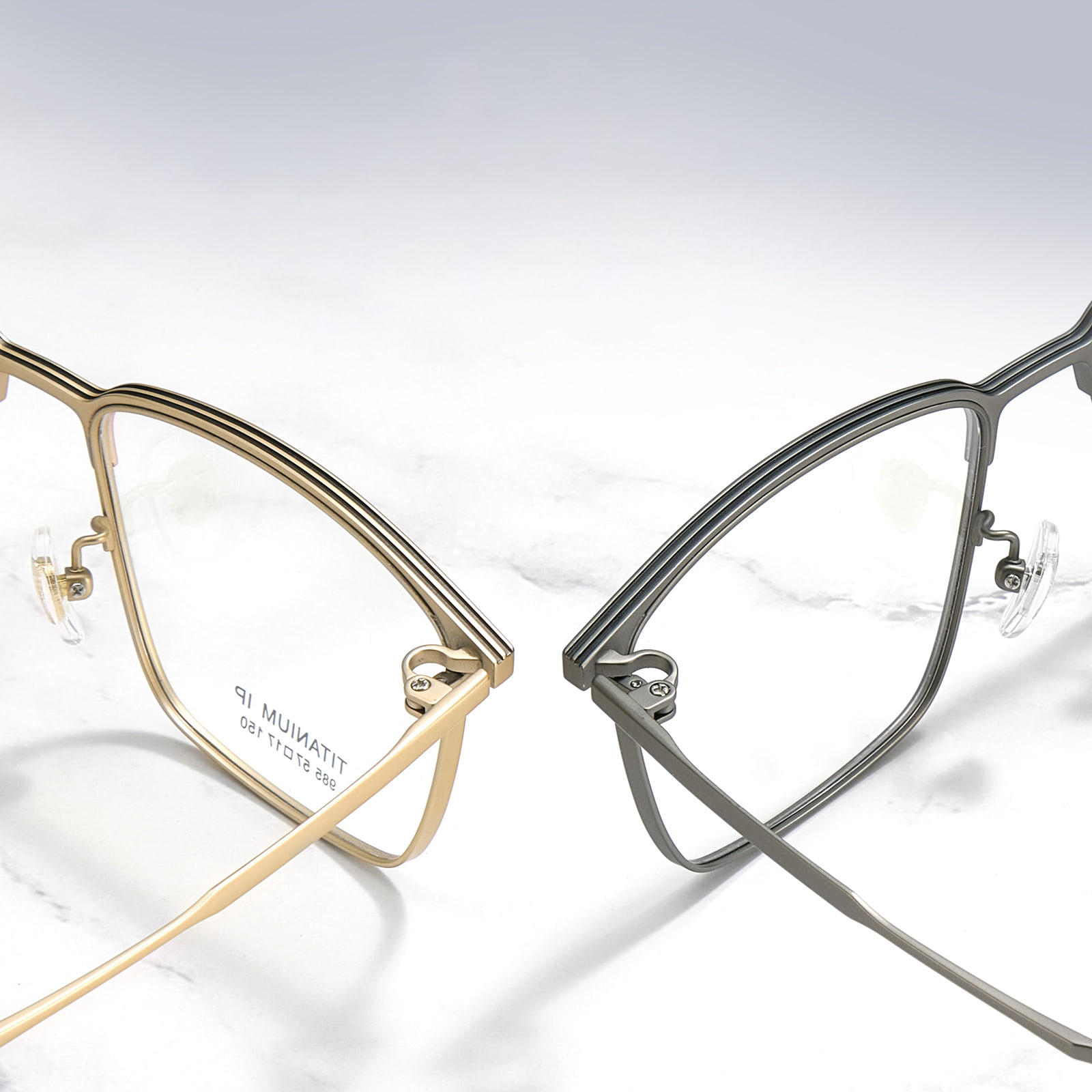 Lunettes en titane pur à monture galvanisée, ligne de sourcils épaissie 985