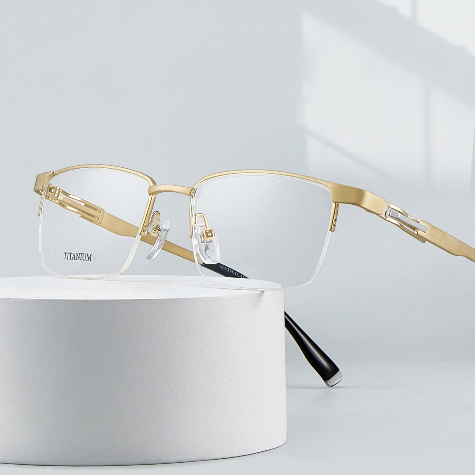 Lunettes en titane pur légères et résistantes à la lumière S9054